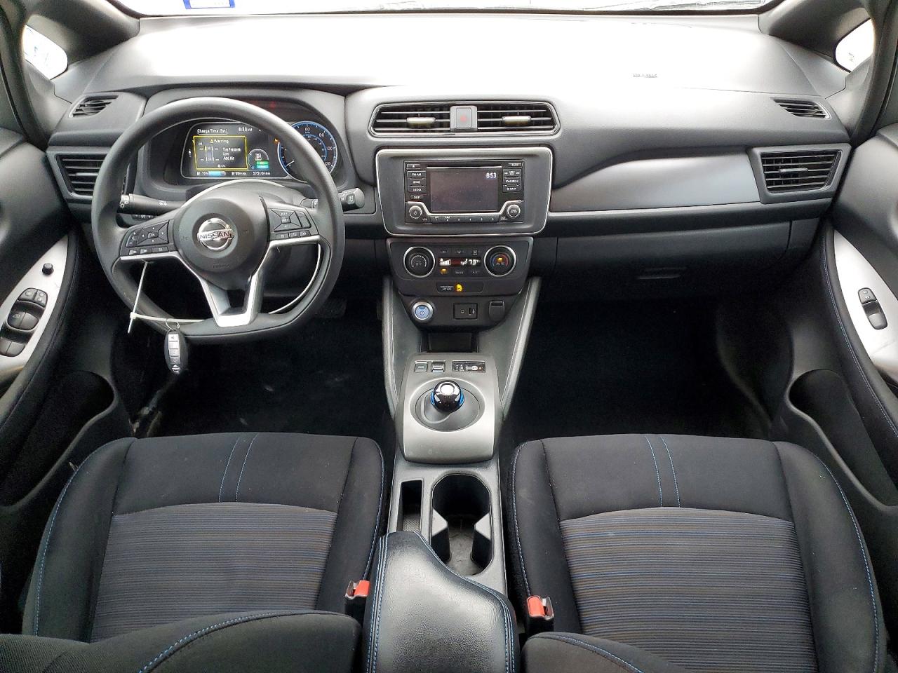 2018 NISSAN LEAF S photo 8