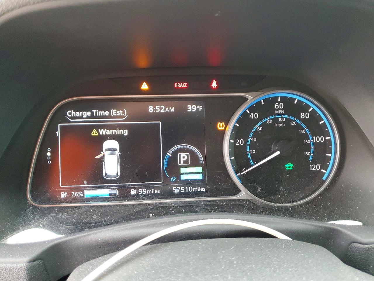 2018 NISSAN LEAF S photo 9