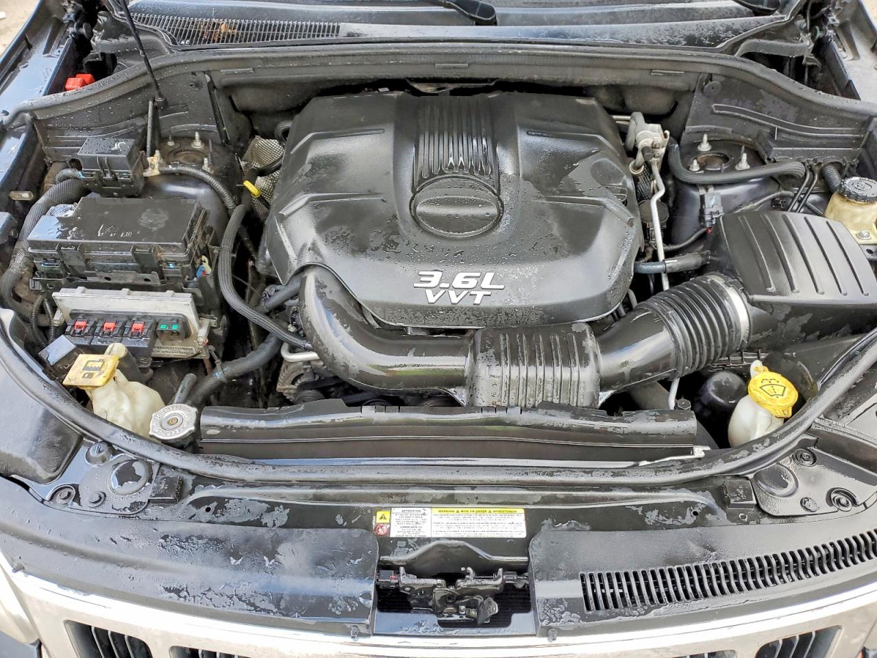 2012 JEEP GRAND CHEROKEE LAREDO photo 12