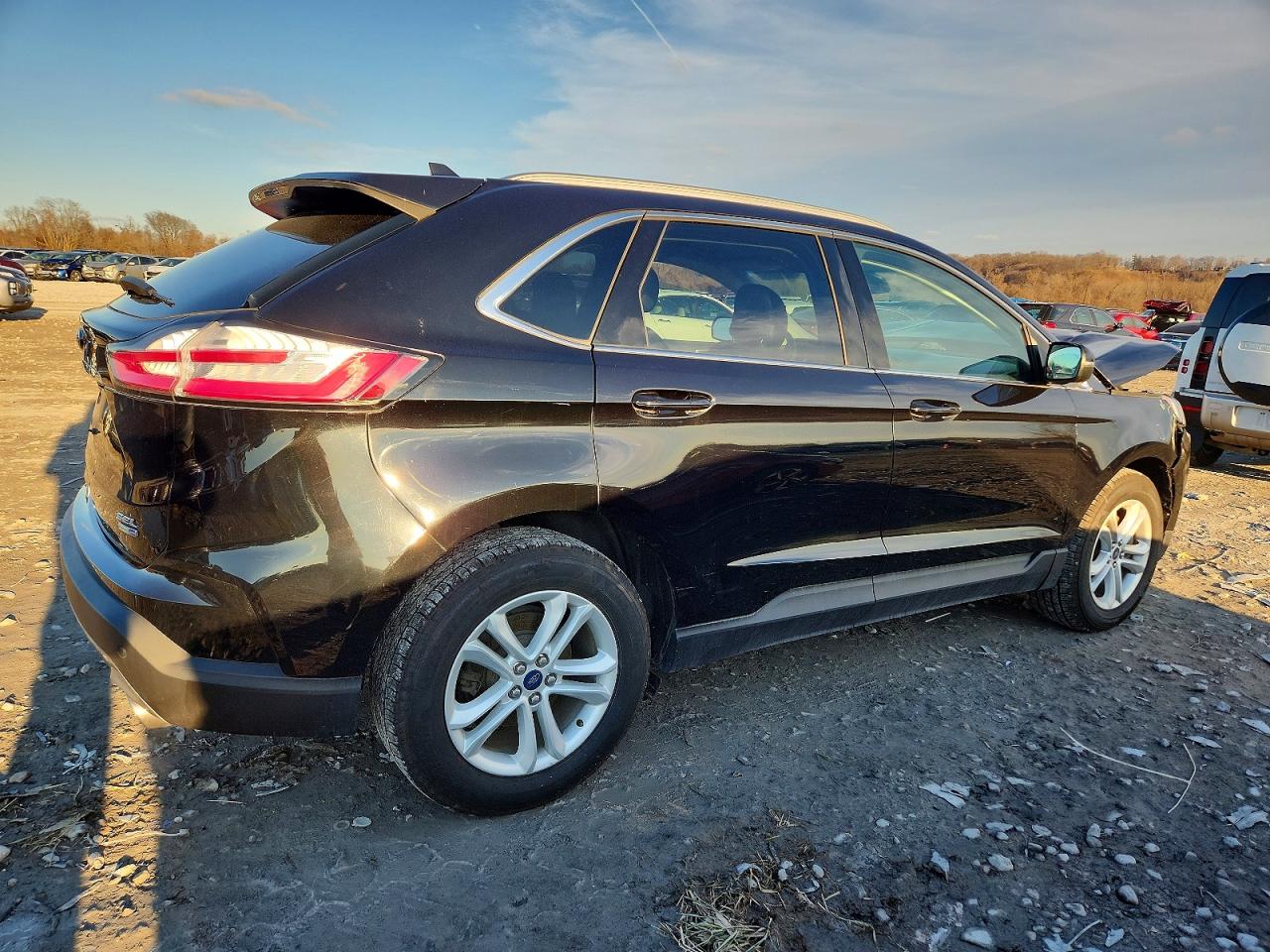 2019 FORD EDGE SEL photo 3