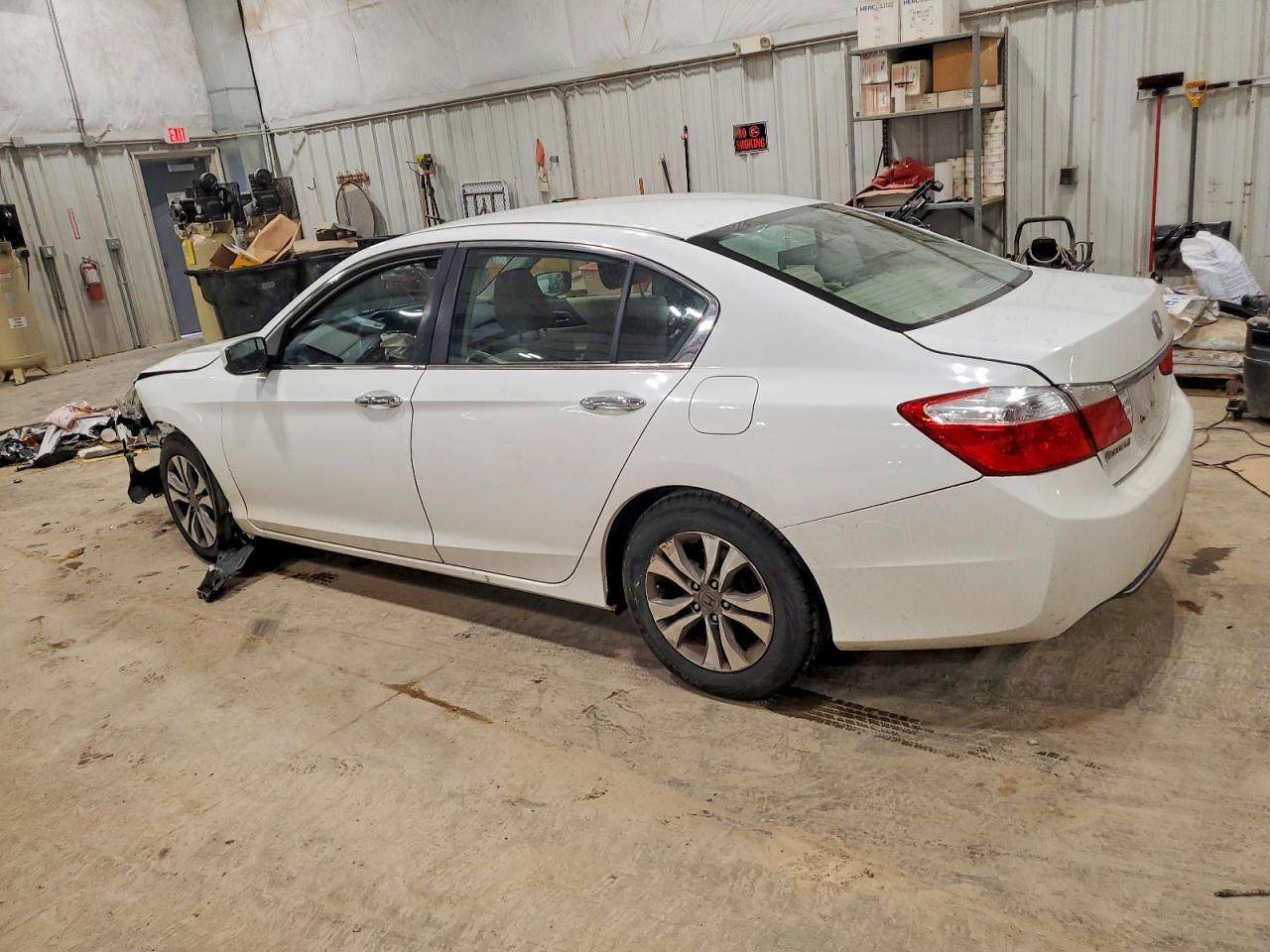 2015 HONDA ACCORD LX photo 4