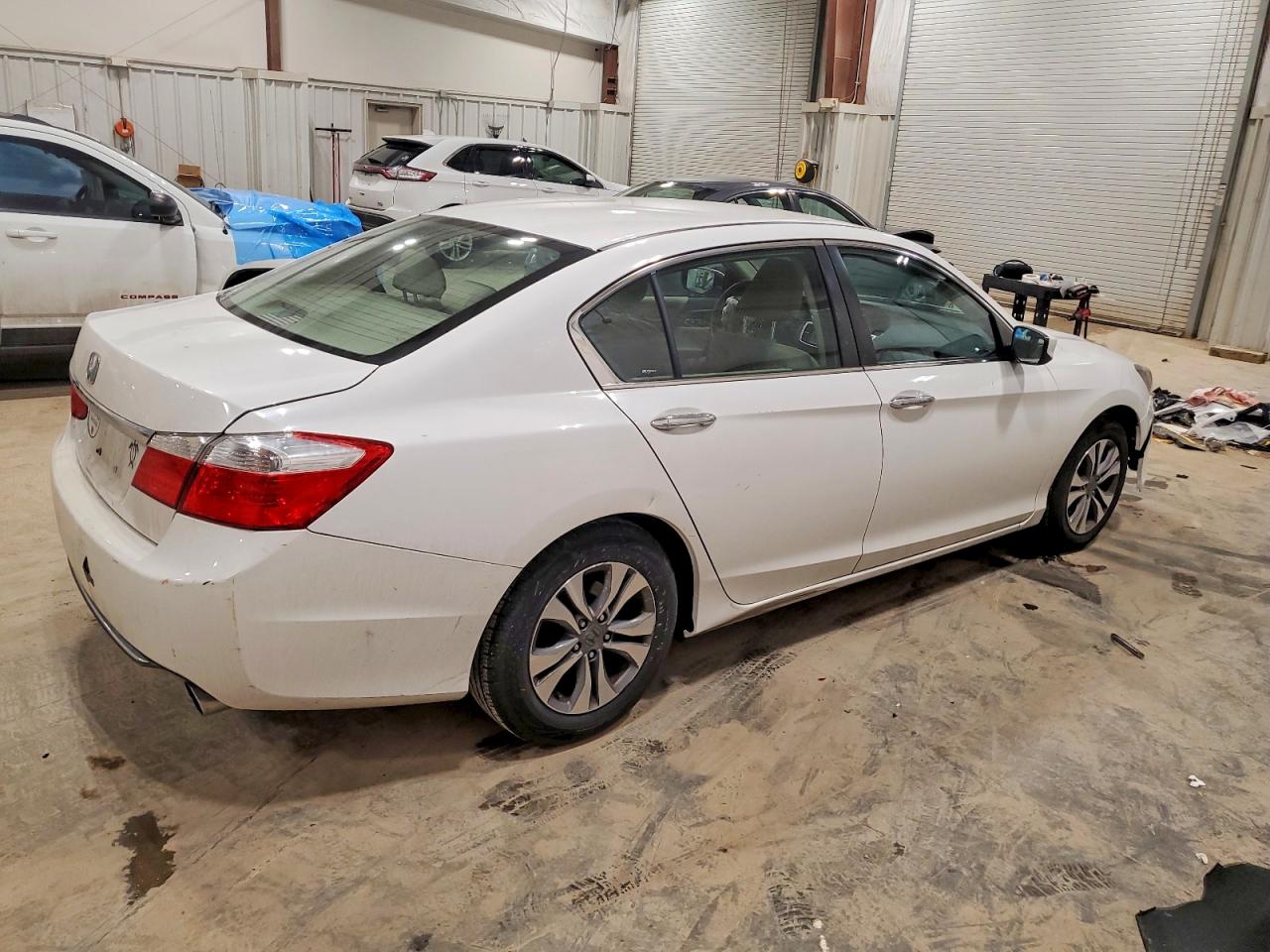 2015 HONDA ACCORD LX photo 7
