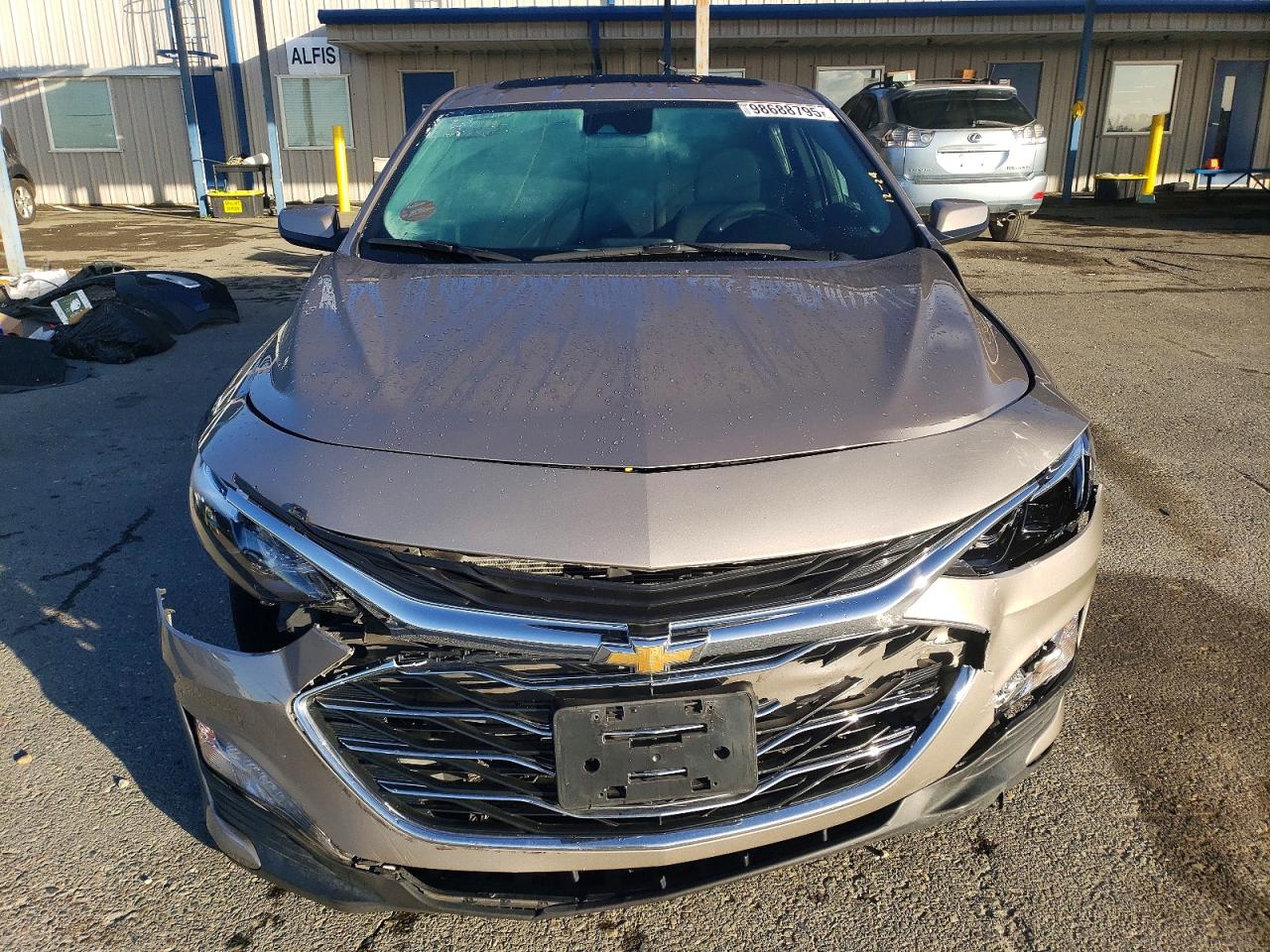 2024 CHEVROLET MALIBU LT photo 5
