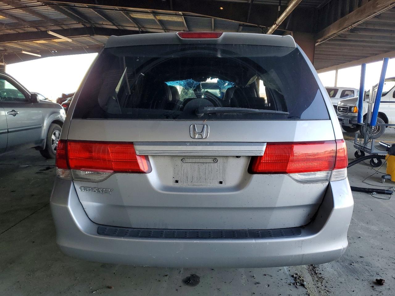 2010 HONDA ODYSSEY EXL photo 6