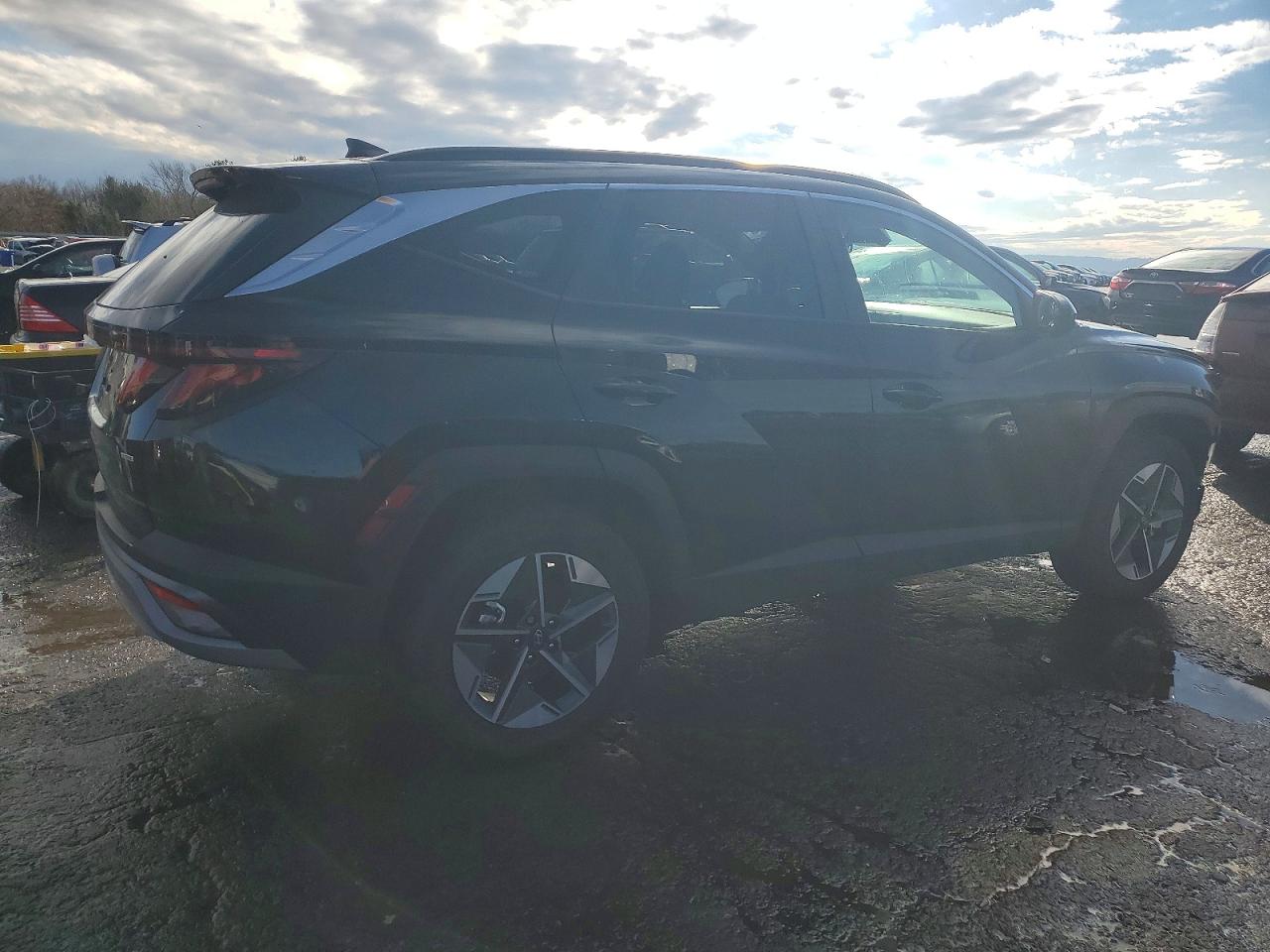 2025 HYUNDAI TUCSON SEL photo 3