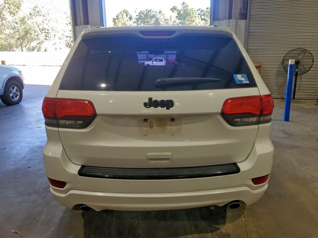 2015 JEEP GRAND CHEROKEE LAREDO photo 6