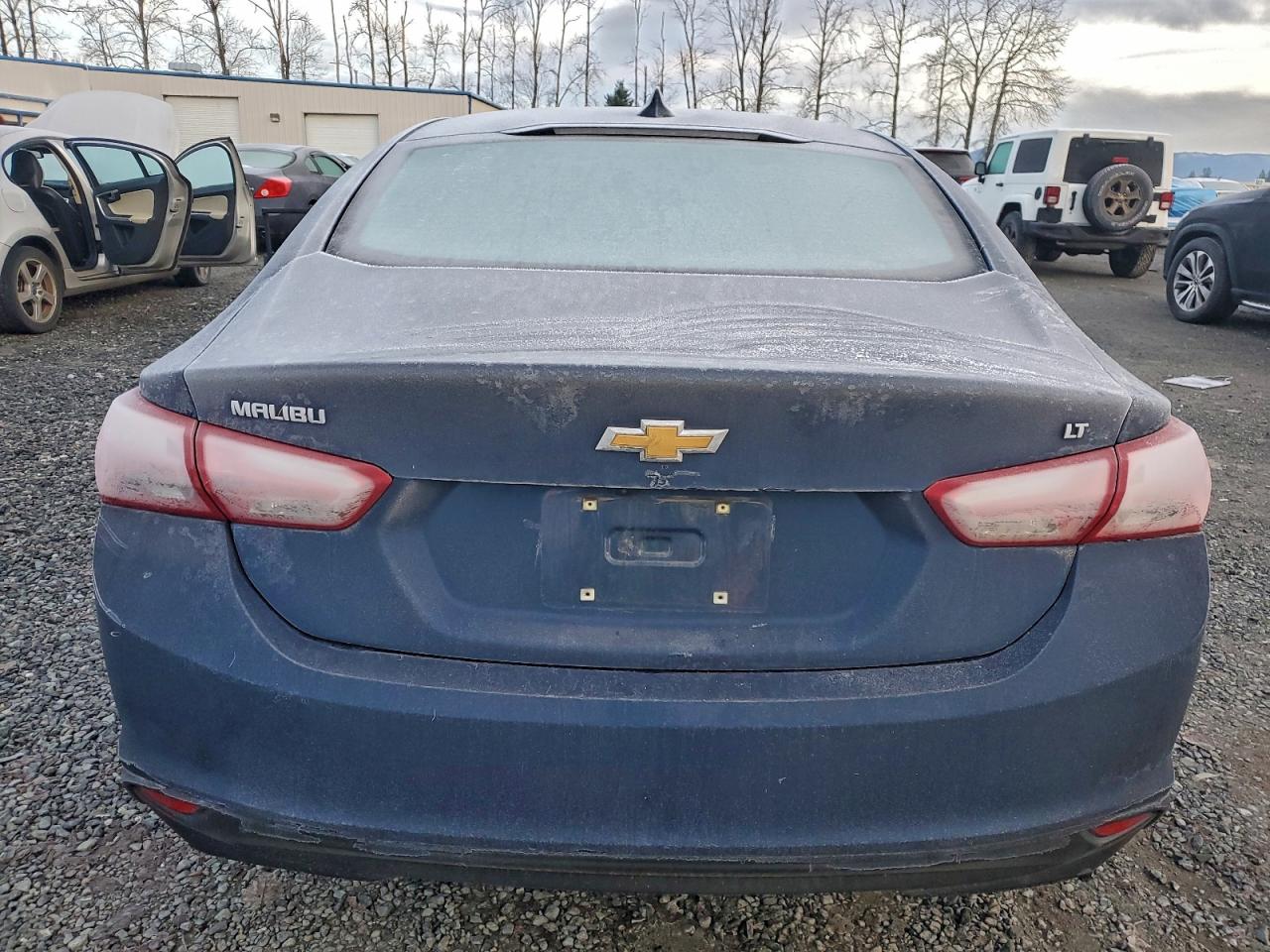 2022 CHEVROLET MALIBU LT photo 6