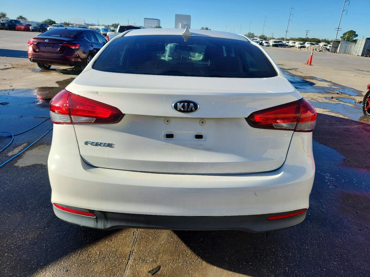 2017 KIA FORTE LX photo 6