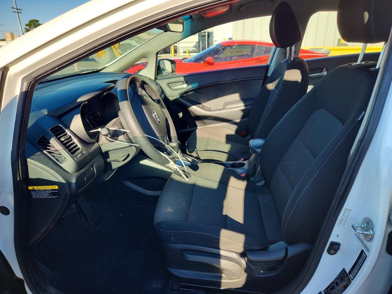 2017 KIA FORTE LX photo 7