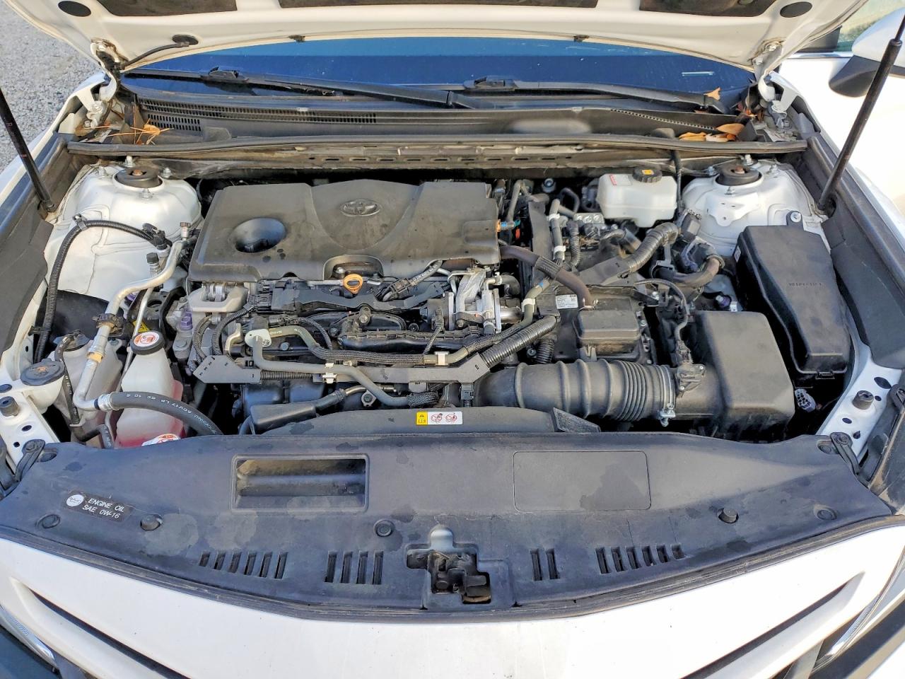 2020 TOYOTA CAMRY SE photo 11