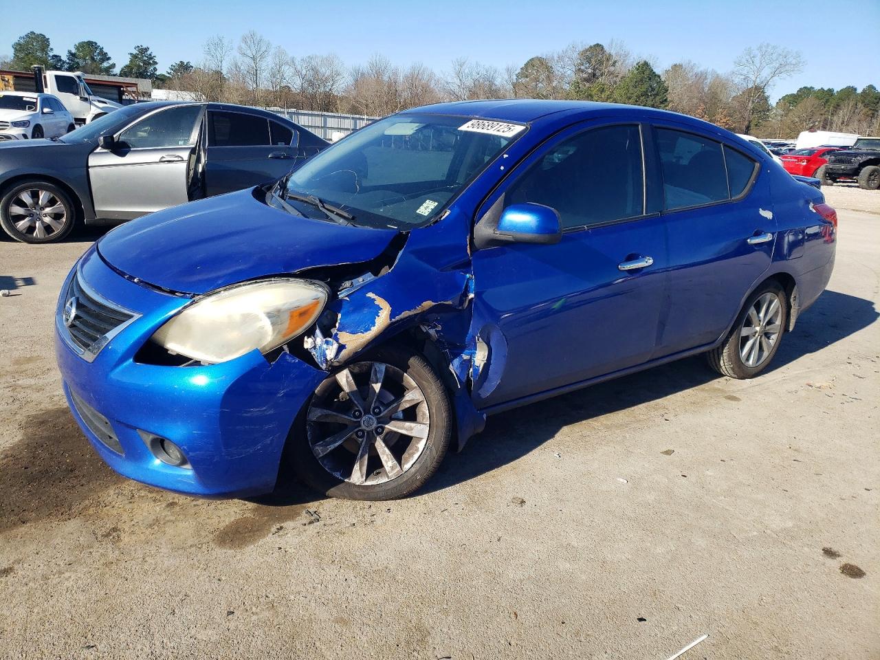 2014 NISSAN VERSA