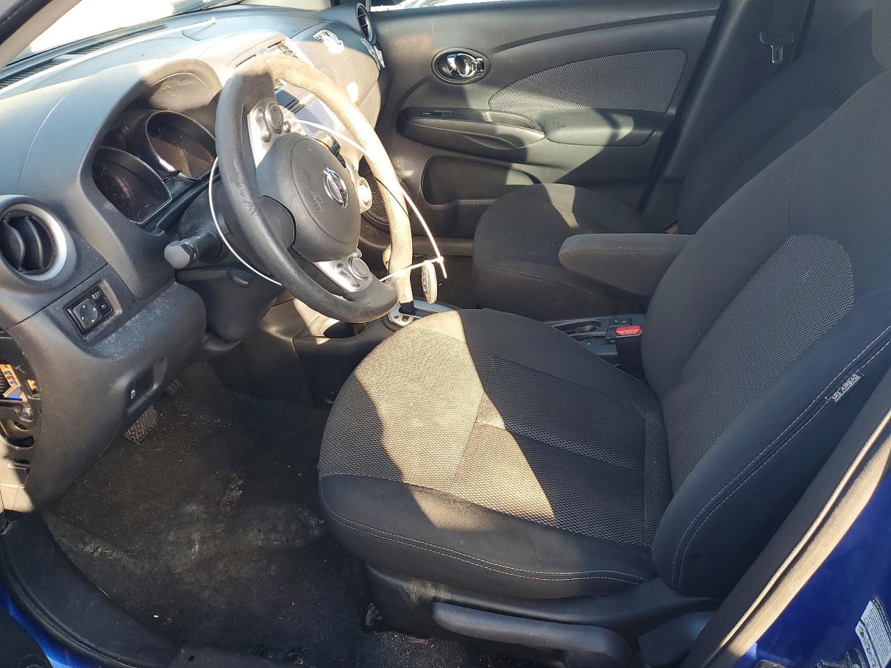 2014 NISSAN VERSA S photo 7