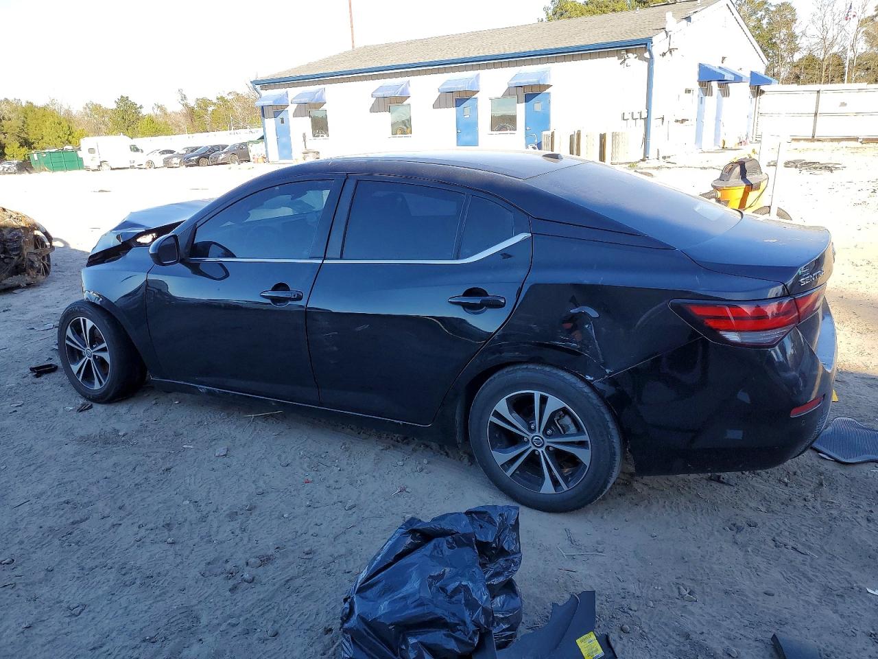 2022 NISSAN SENTRA SV photo 2