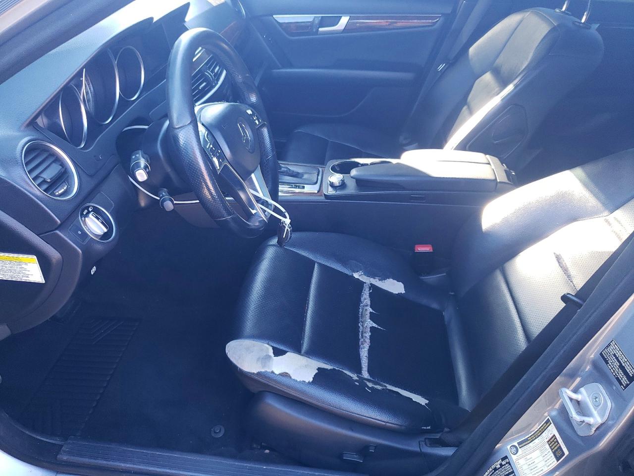 2013 MERCEDES-BENZ C 250 photo 7