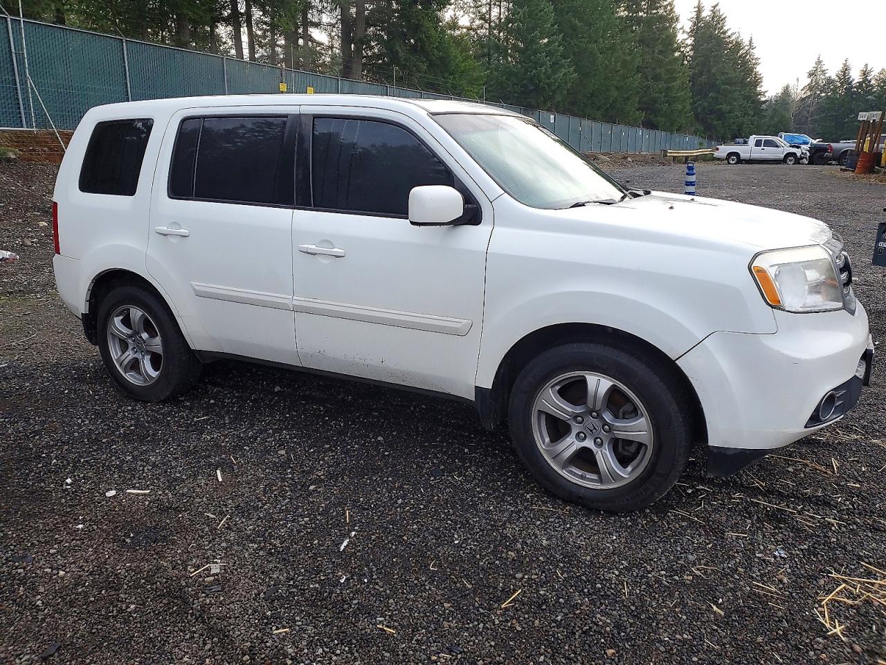 2013 HONDA PILOT EXL photo 4