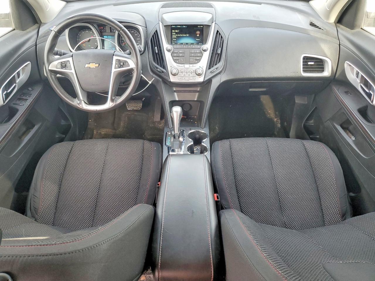 2015 CHEVROLET EQUINOX LT photo 8
