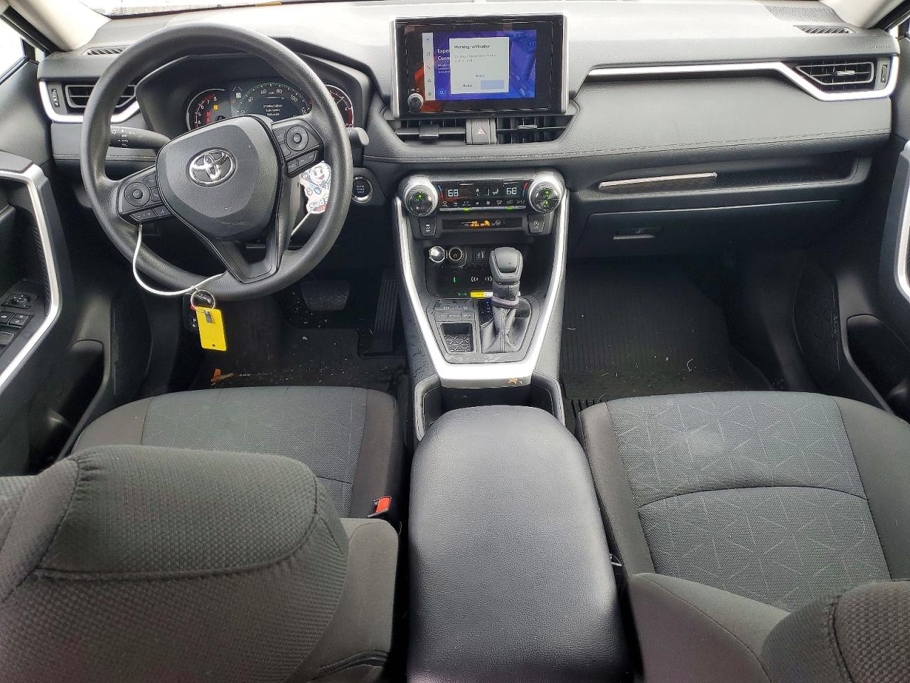 2025 TOYOTA RAV4 XLE photo 8