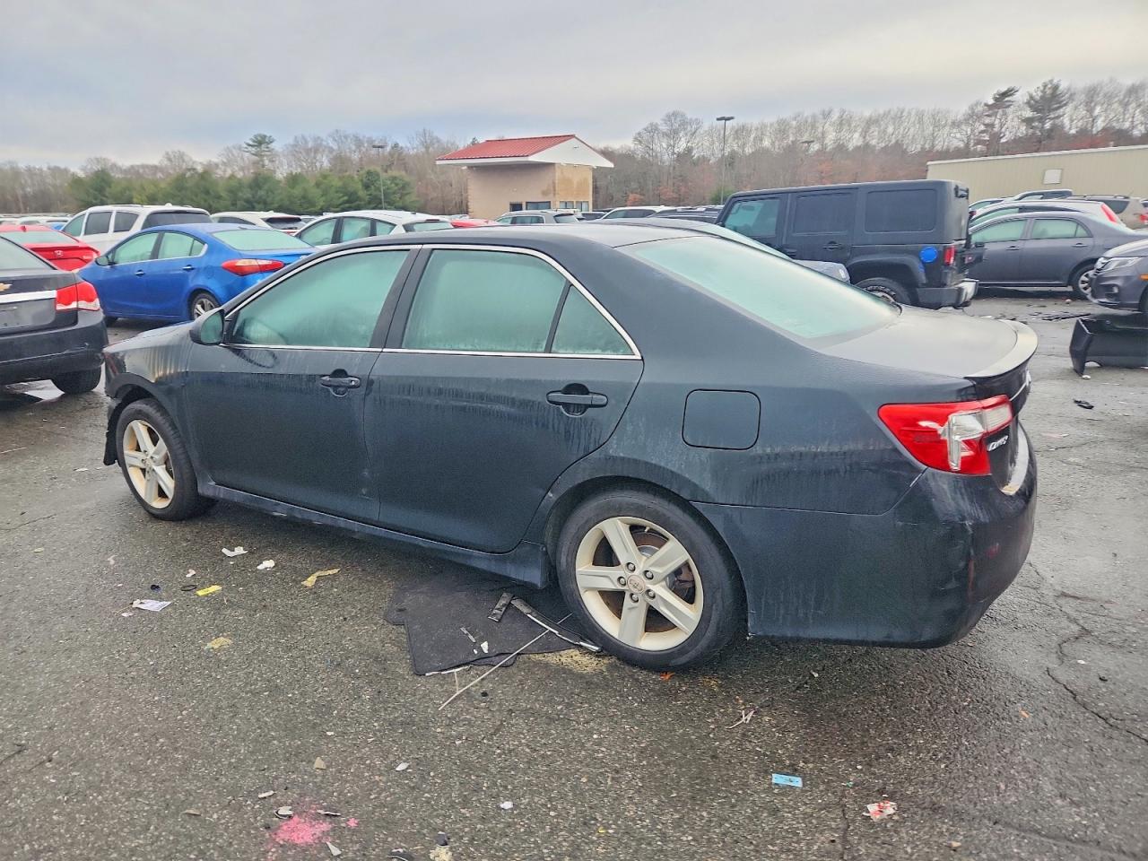 2012 TOYOTA CAMRY BASE photo 2