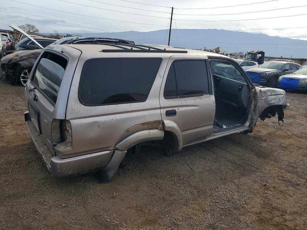 2002 TOYOTA 4RUNNER SR5 photo 3