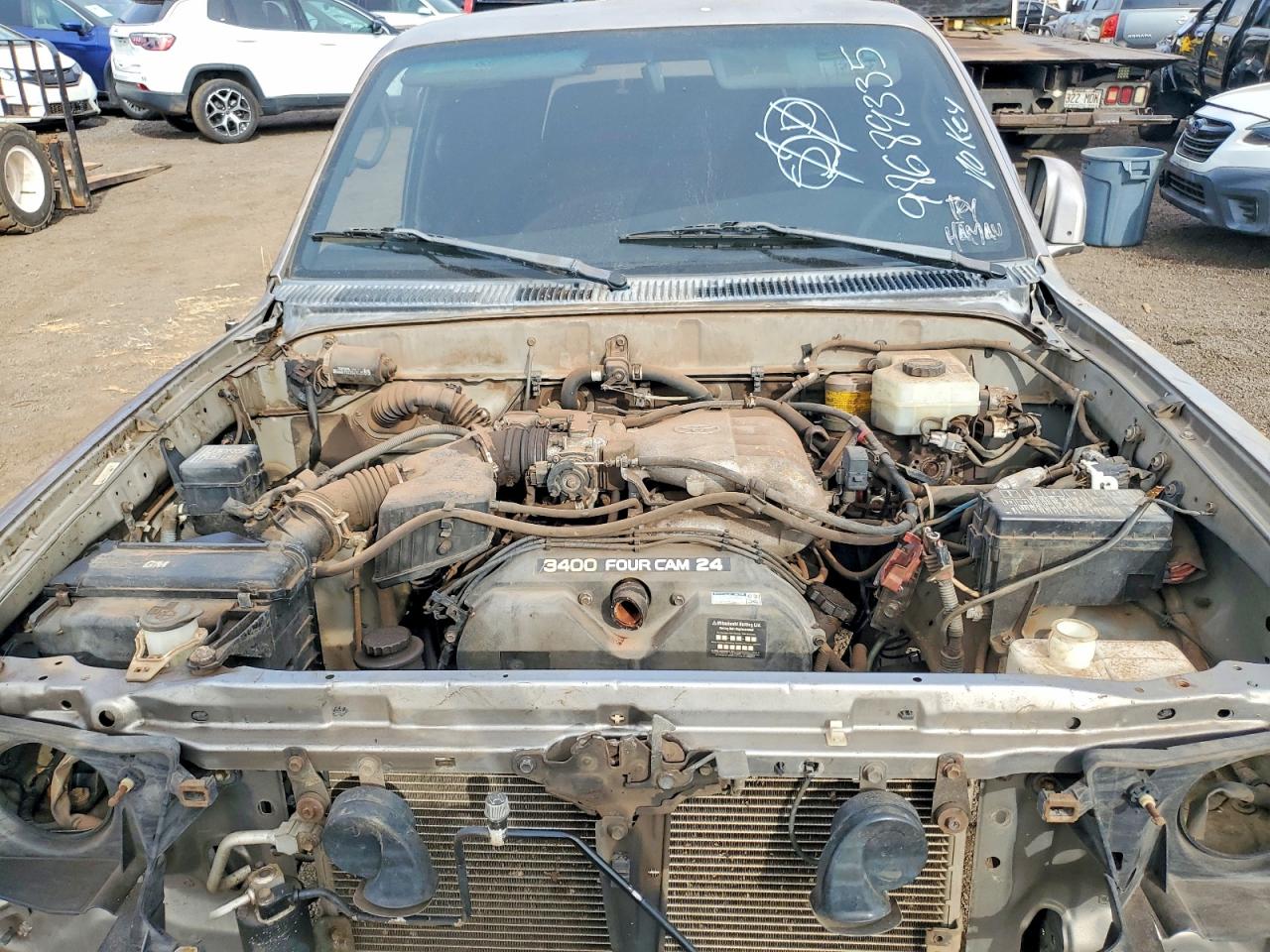 2002 TOYOTA 4RUNNER SR5 photo 12