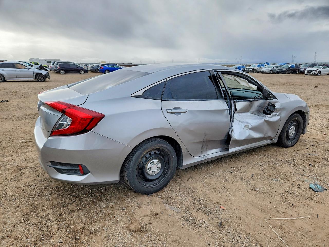 2016 HONDA CIVIC LX photo 5