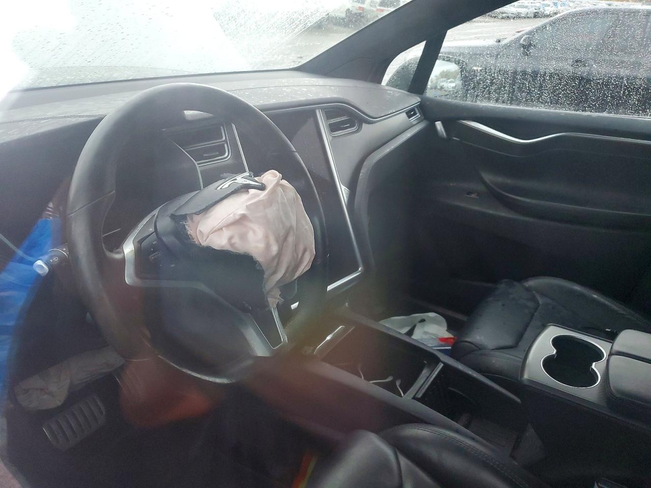 2018 TESLA MODEL X photo 9