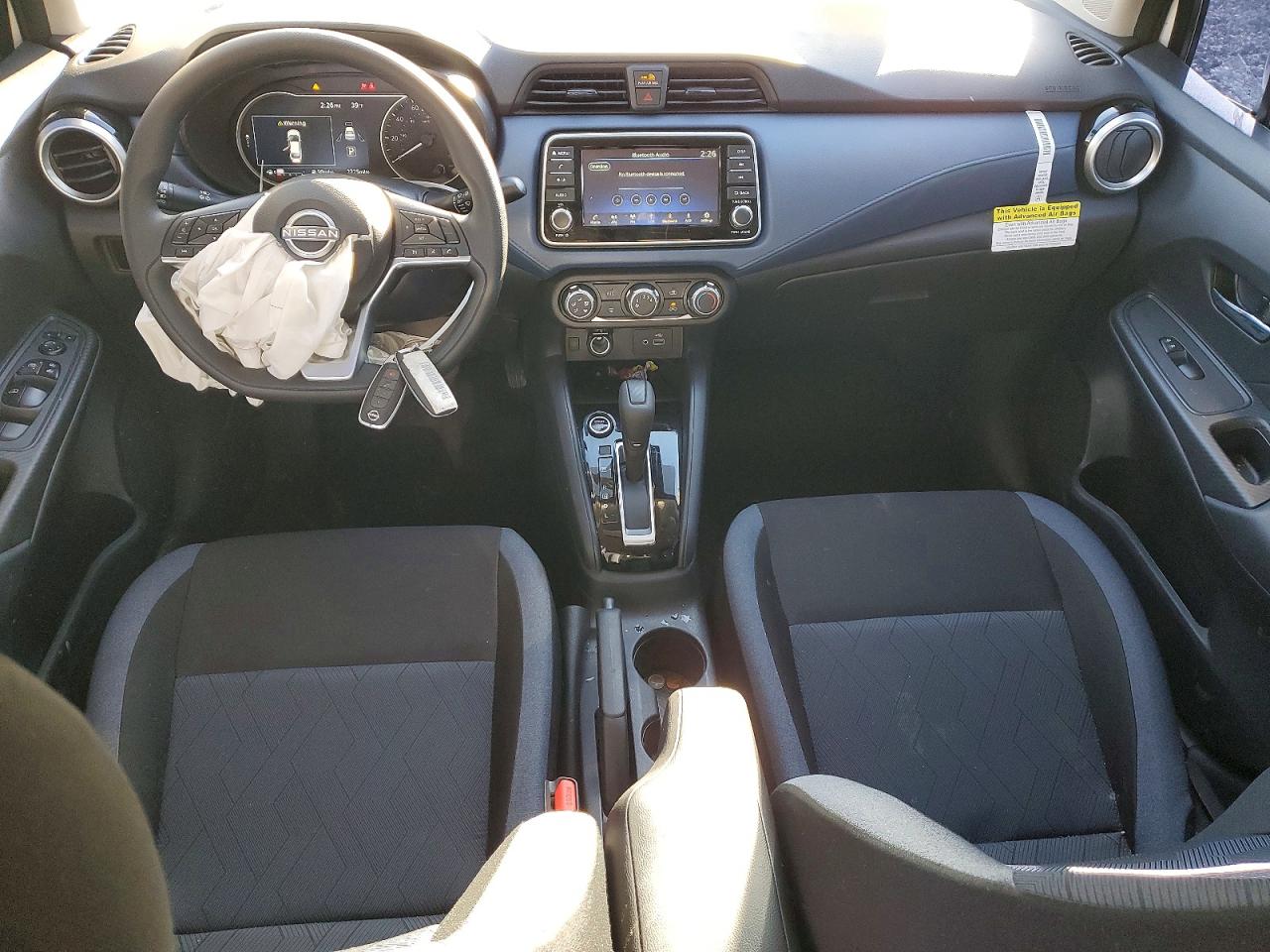 2025 NISSAN VERSA SV photo 8