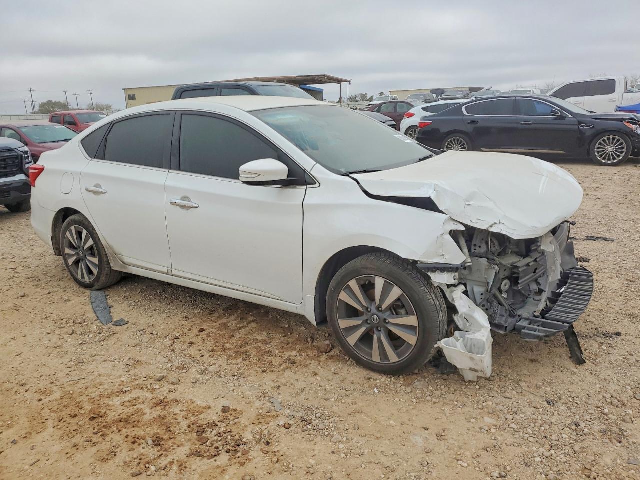 2017 NISSAN SENTRA S photo 4