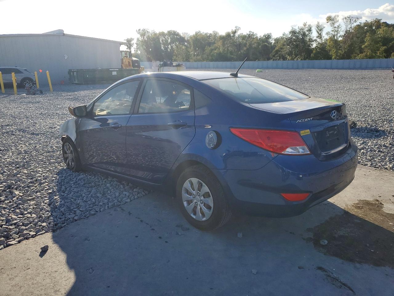 2017 HYUNDAI ACCENT SE photo 3
