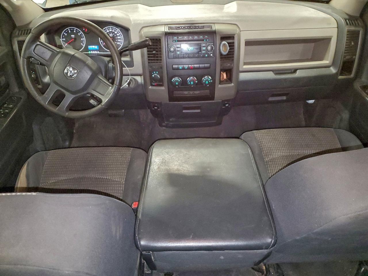 2010 DODGE RAM 1500 photo 8