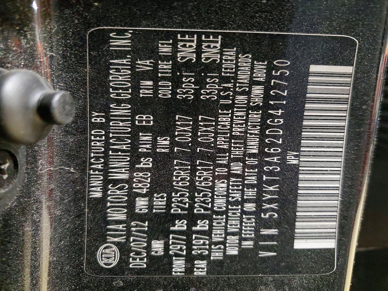 2013 KIA SORENTO LX photo 13