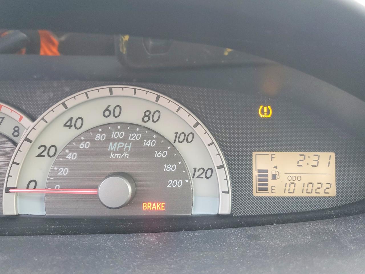 2008 TOYOTA YARIS photo 9