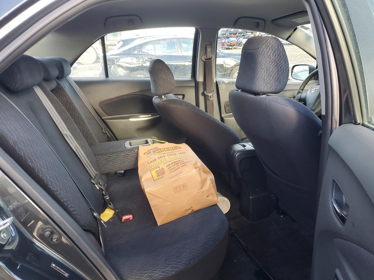 2008 TOYOTA YARIS photo 10