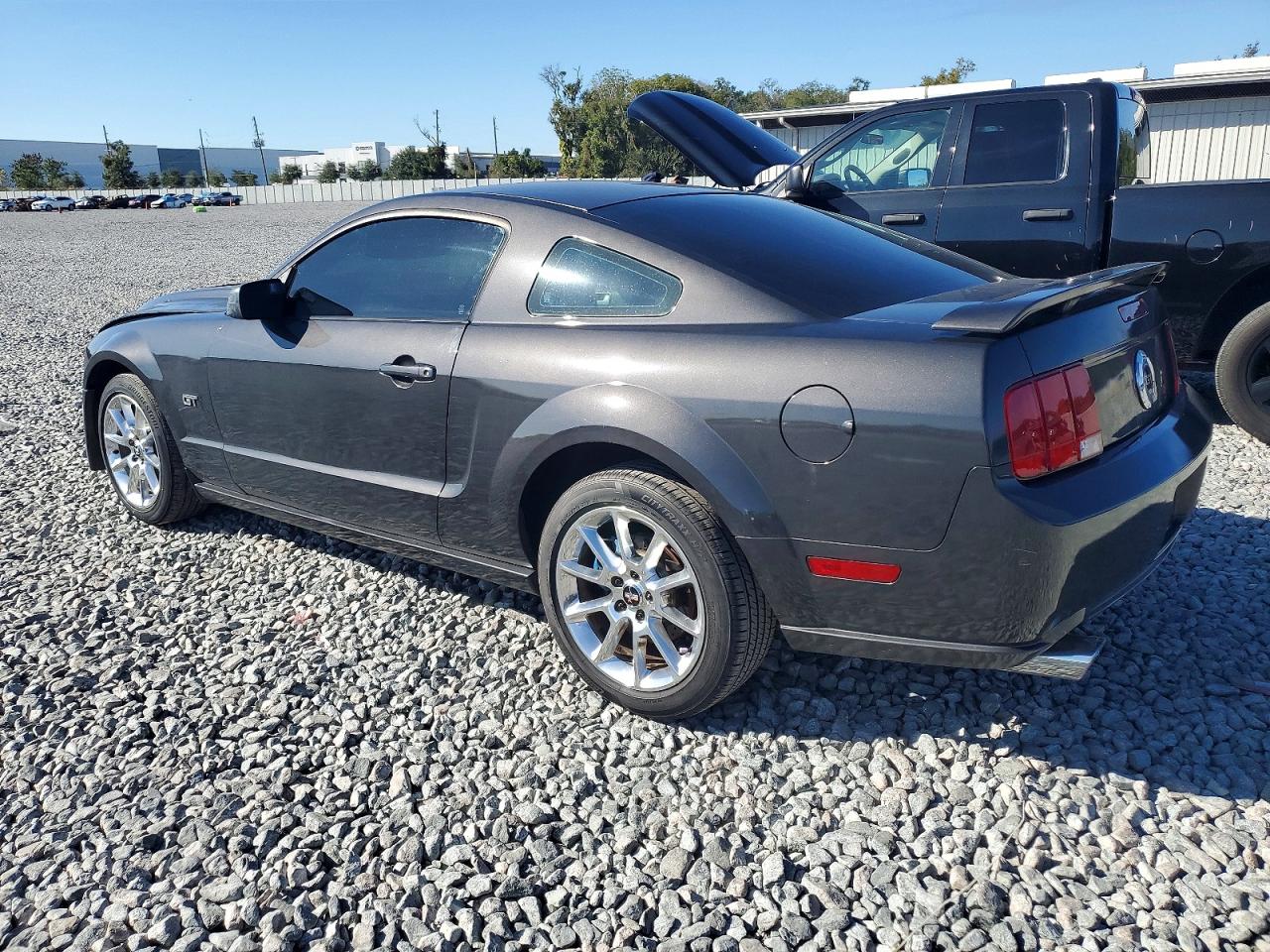 2007 FORD MUSTANG GT photo 2