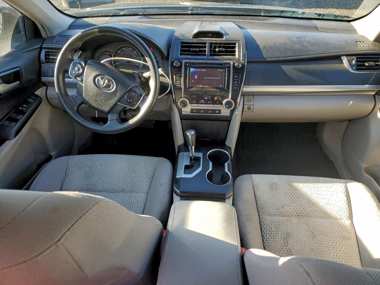 2013 TOYOTA CAMRY L photo 8
