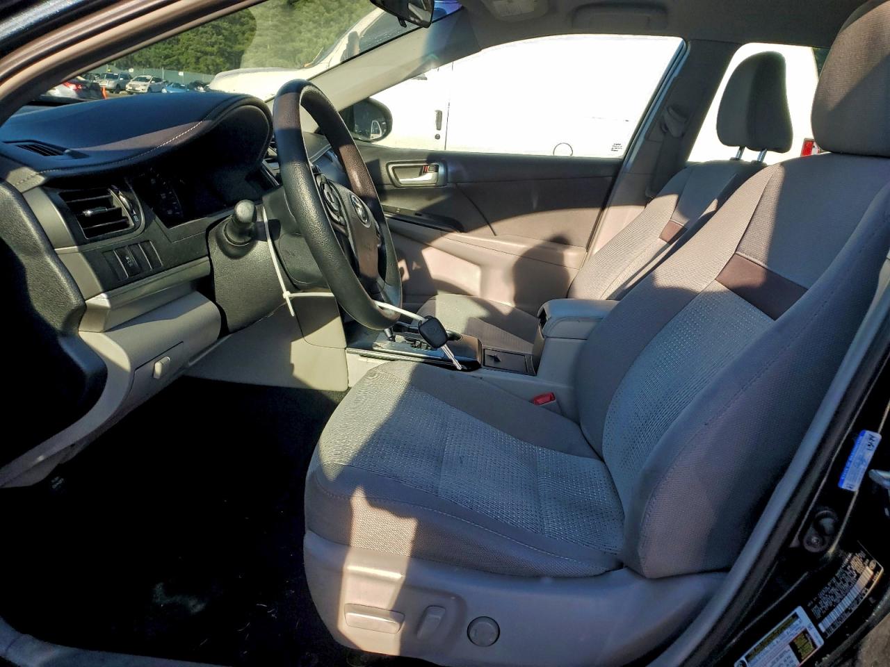 2013 TOYOTA CAMRY L photo 7