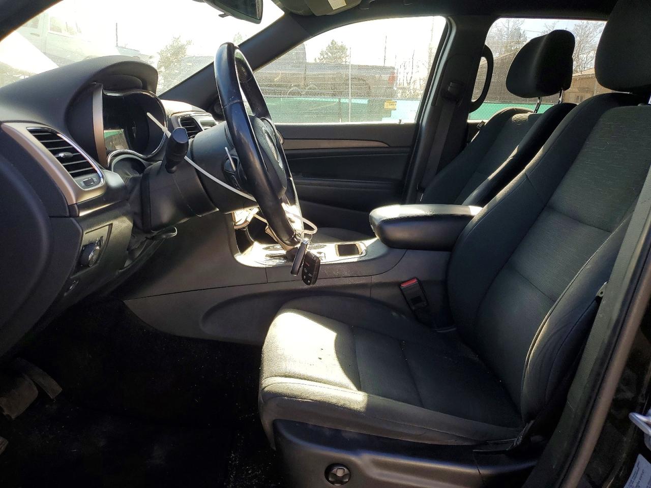 2016 JEEP GRAND CHEROKEE LAREDO photo 7