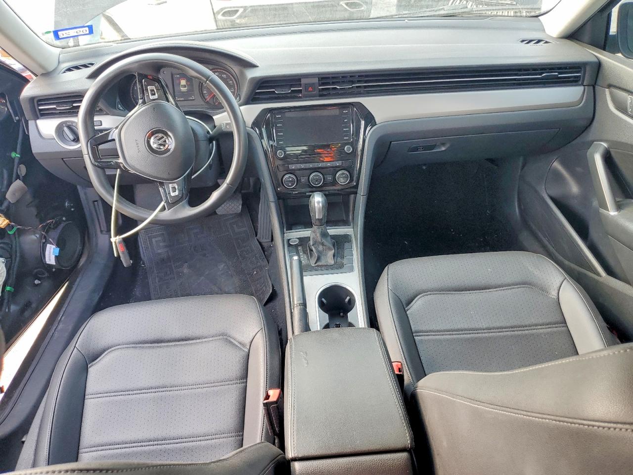 2021 VOLKSWAGEN PASSAT SE photo 8