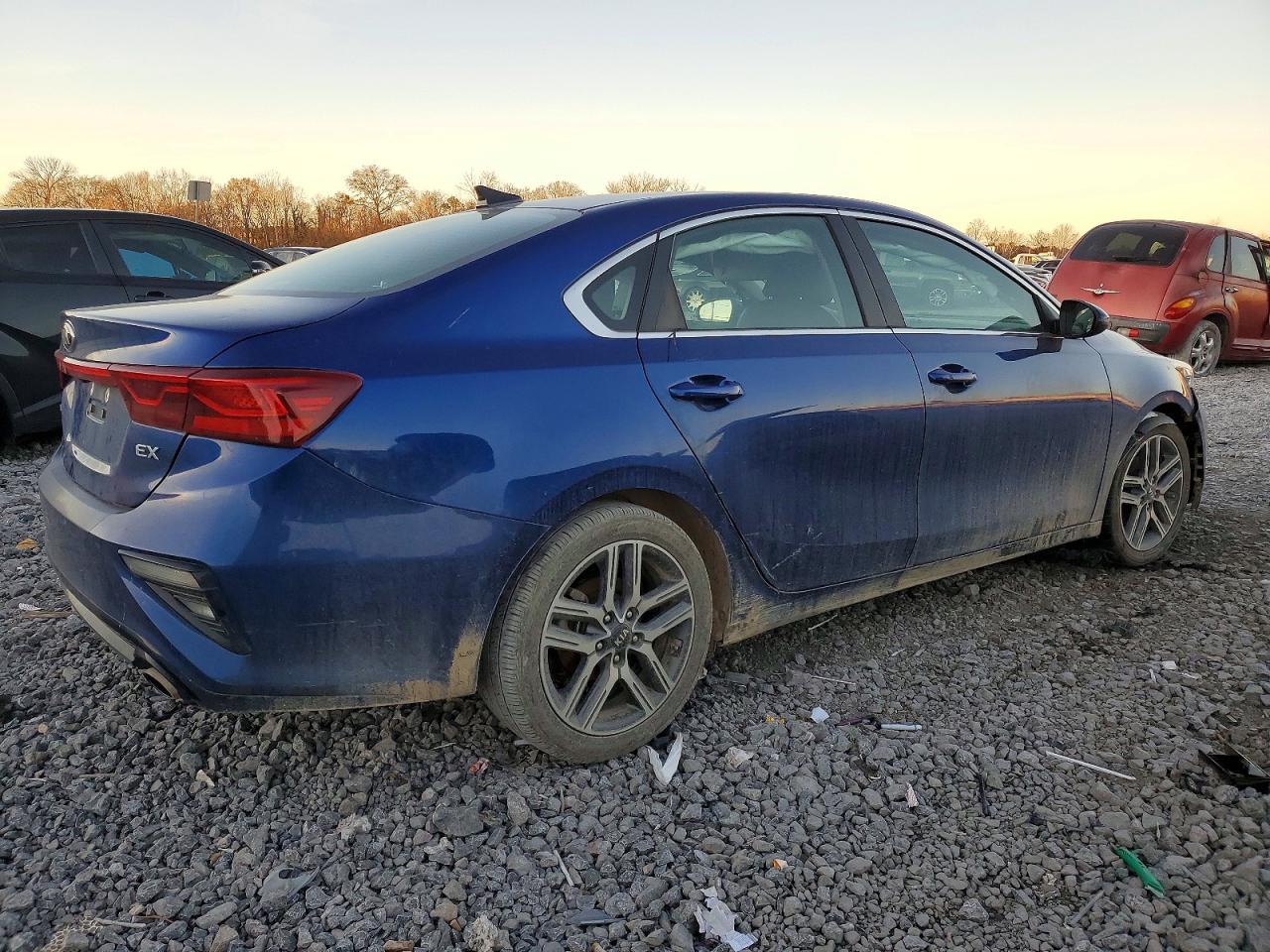 2021 KIA FORTE EX photo 3