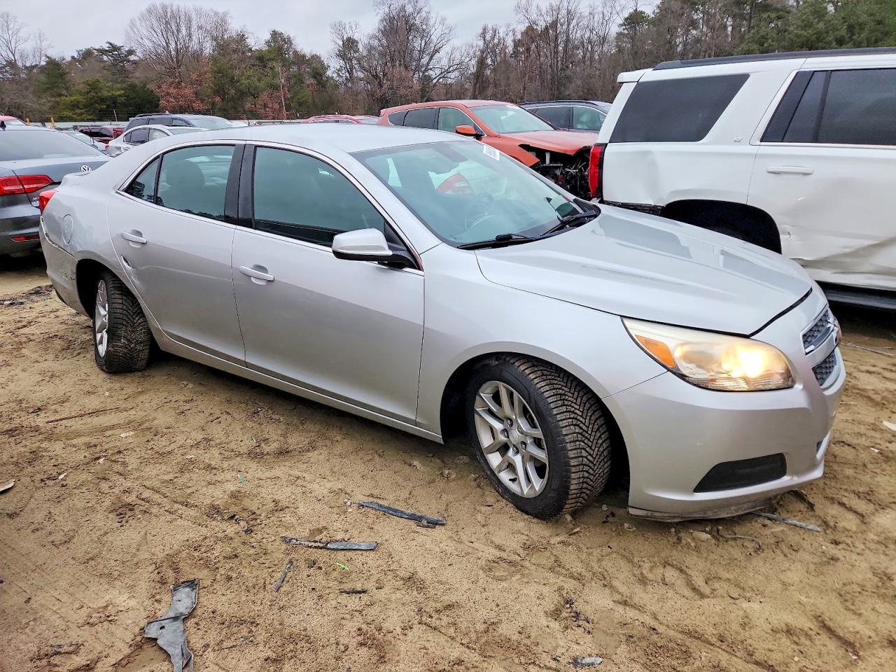 2013 CHEVROLET MALIBU 1LT photo 4