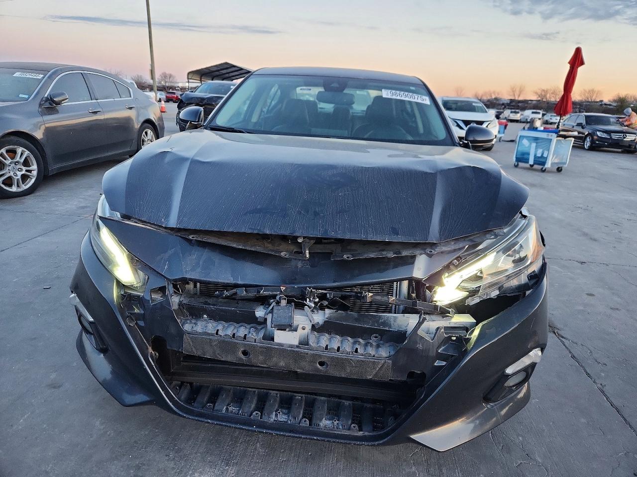 2019 NISSAN ALTIMA SL photo 5