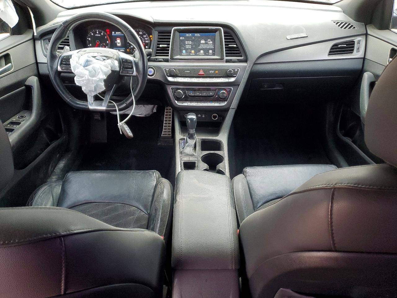 2018 HYUNDAI SONATA SPORT photo 8