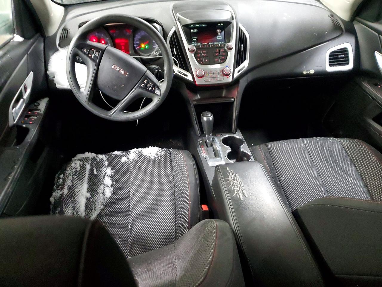 2017 GMC TERRAIN SLE photo 8