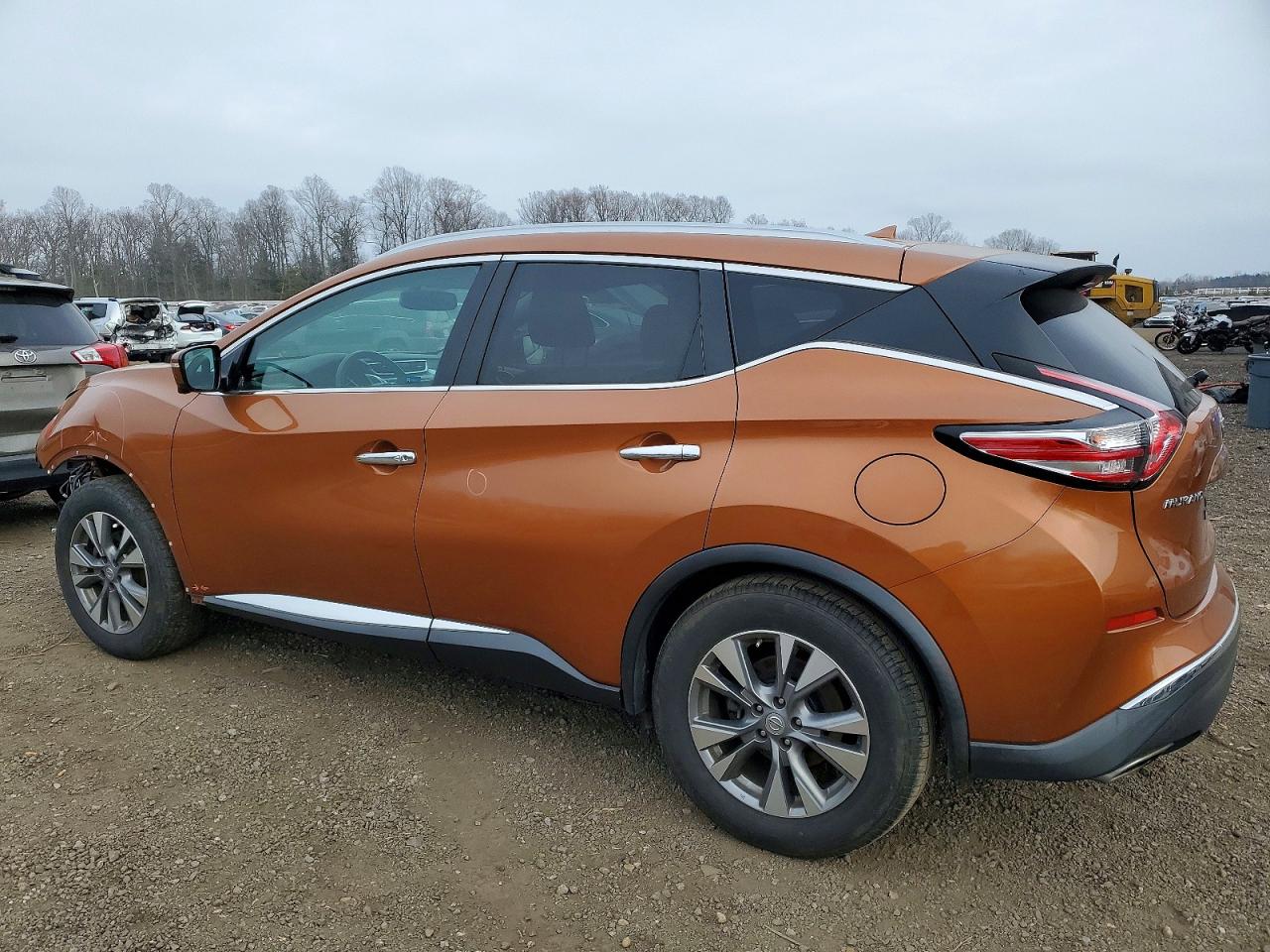 2015 NISSAN MURANO S photo 4