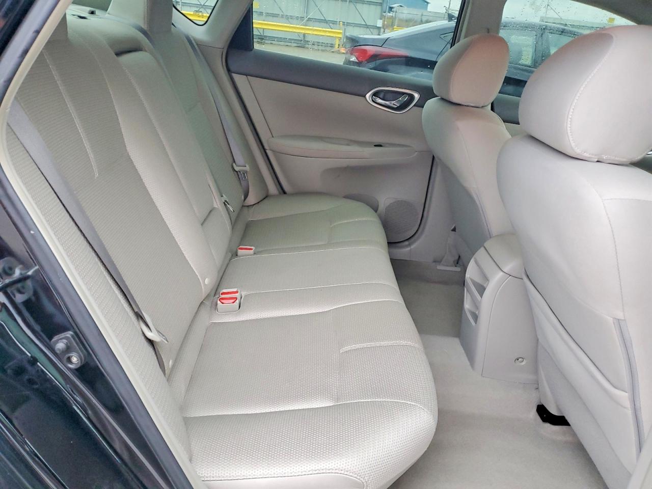 2013 NISSAN SENTRA S photo 10