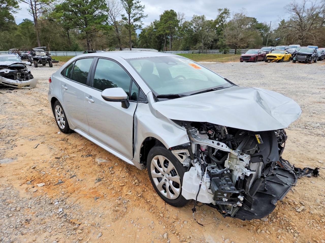 2024 TOYOTA COROLLA LE photo 4