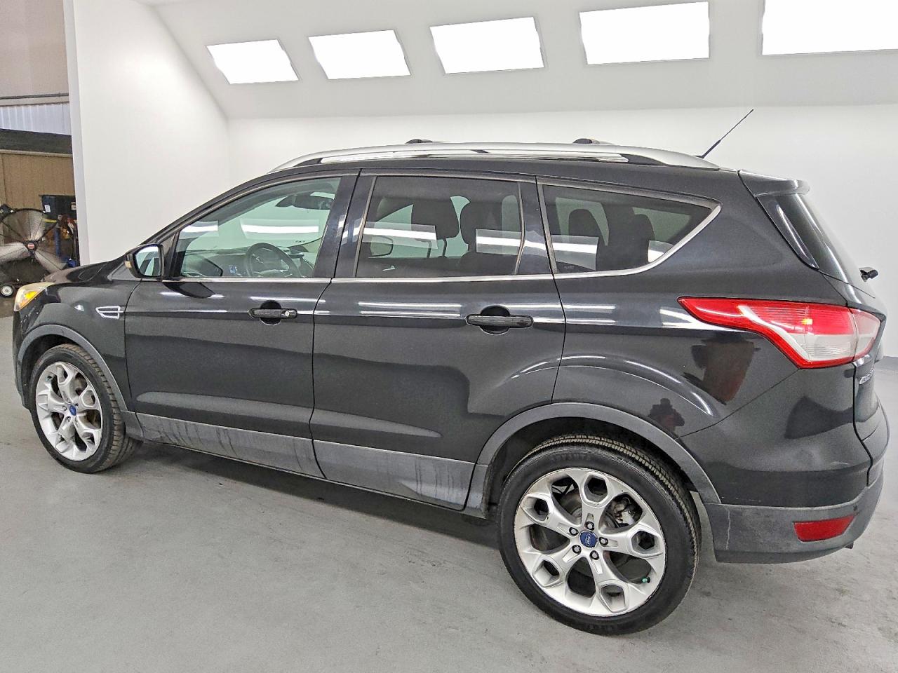 2013 FORD ESCAPE TITANIUM photo 2