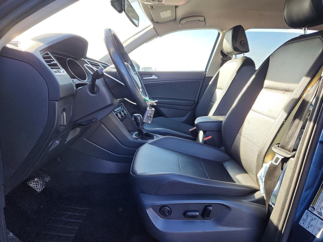 2020 VOLKSWAGEN TIGUAN SE photo 7
