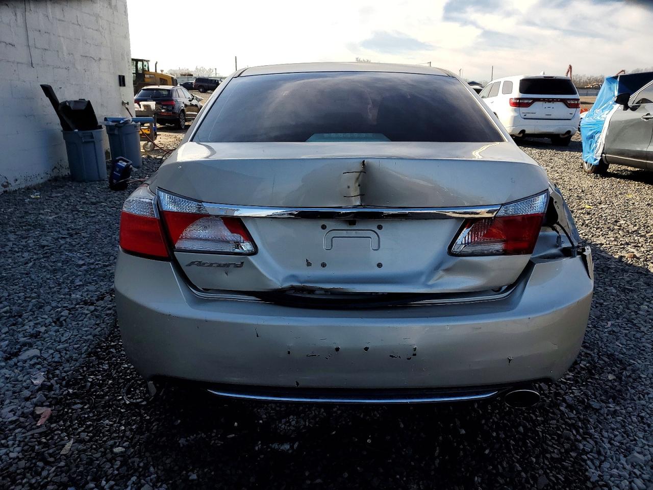 2014 HONDA ACCORD LX photo 6