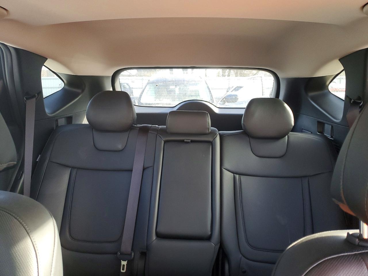 2025 HYUNDAI TUCSON SEL photo 10